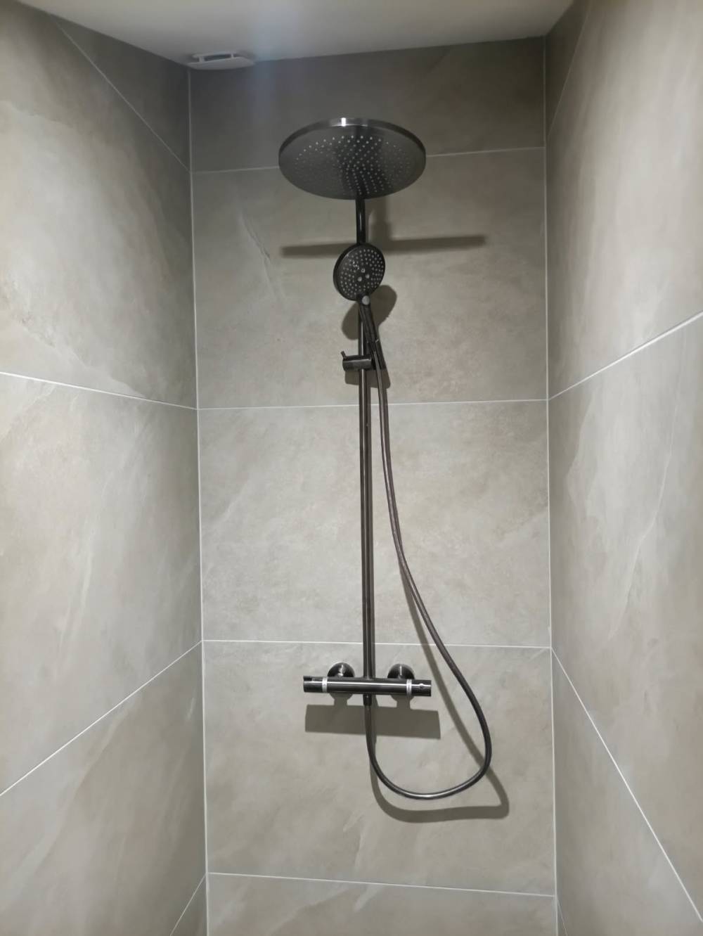 pose colonne de douche