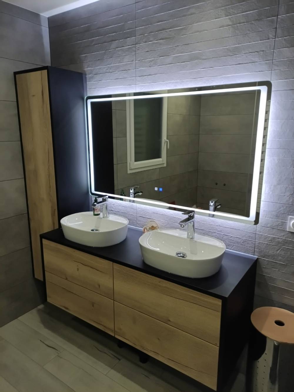 pose meubles double vasques et miroir